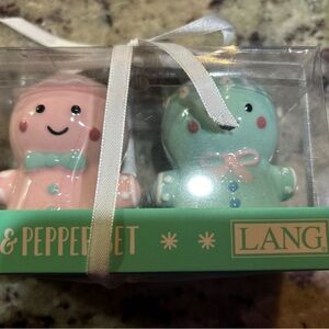 Pastel gingerbread salt and pepper shakers new in box